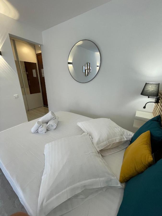 Chaleureux Studio, 200M De La Plage, Parking, Wifi Roquebrune-Cap-Martin Bagian luar foto